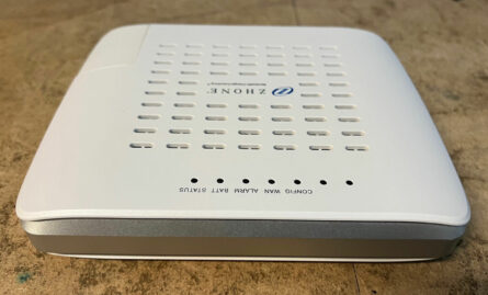 DZS Zhone PoE GPON 4 Port Gateway ZNID-GPON-2804D-NA